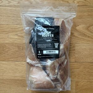 Dog chew cow hooves 10-pack